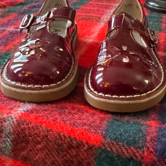 Luxury Burgundy Kids Dress Shoes - Picture 6 of 9